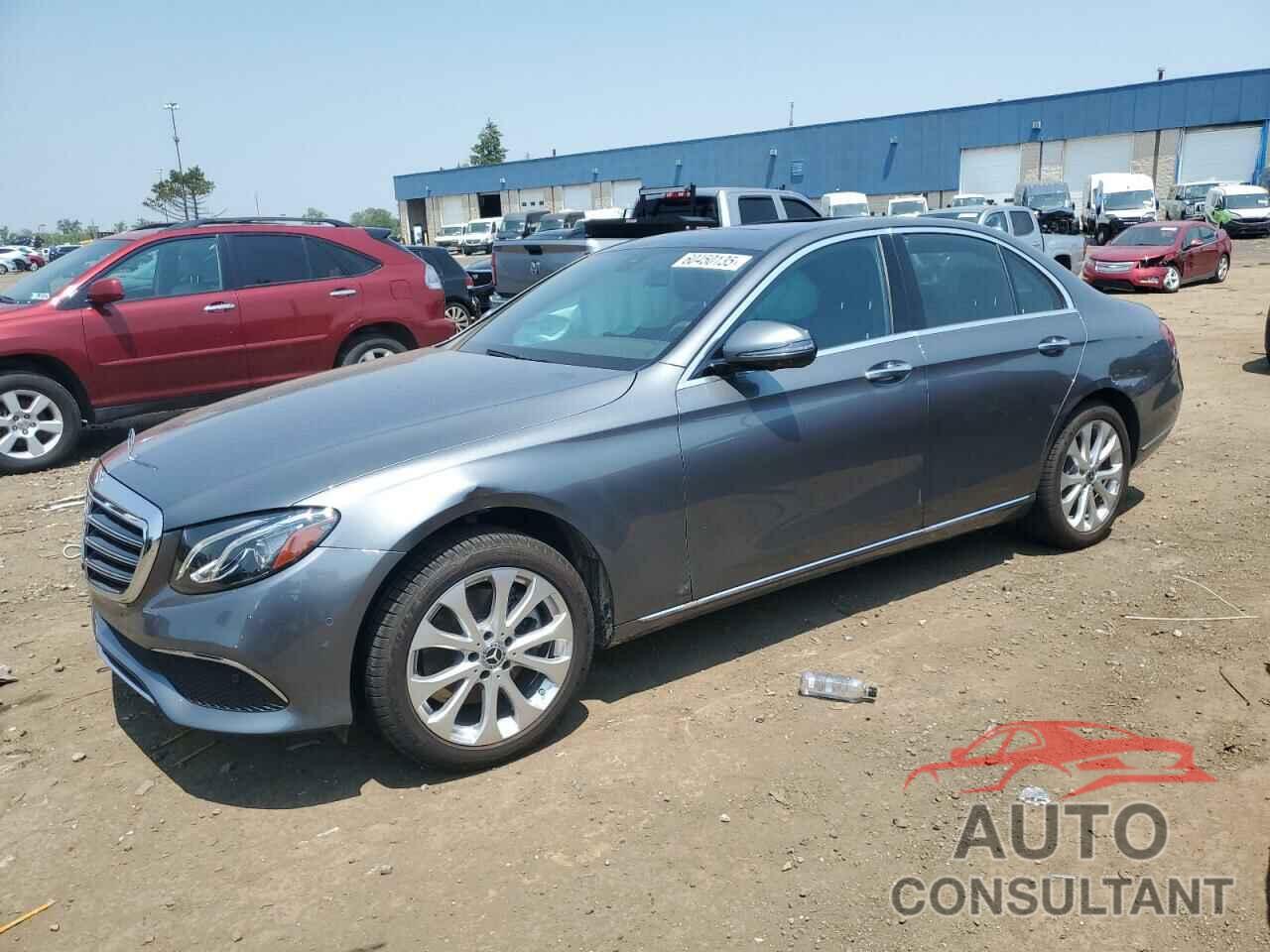 MERCEDES-BENZ E-CLASS 2019 - WDDZF4KB5KA637769