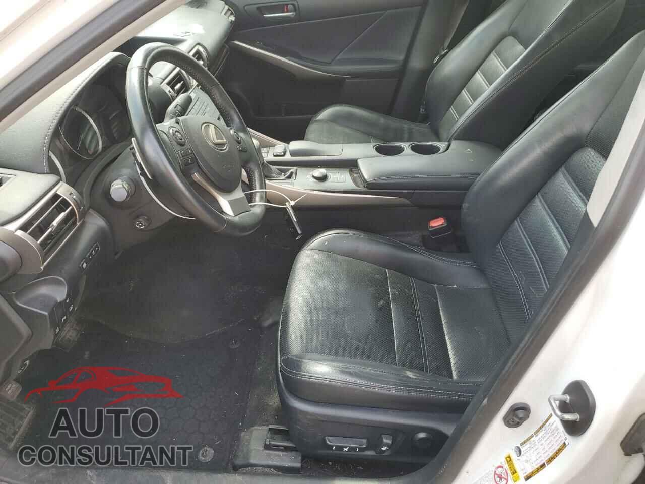 LEXUS IS 2015 - JTHCF1D24F5016399