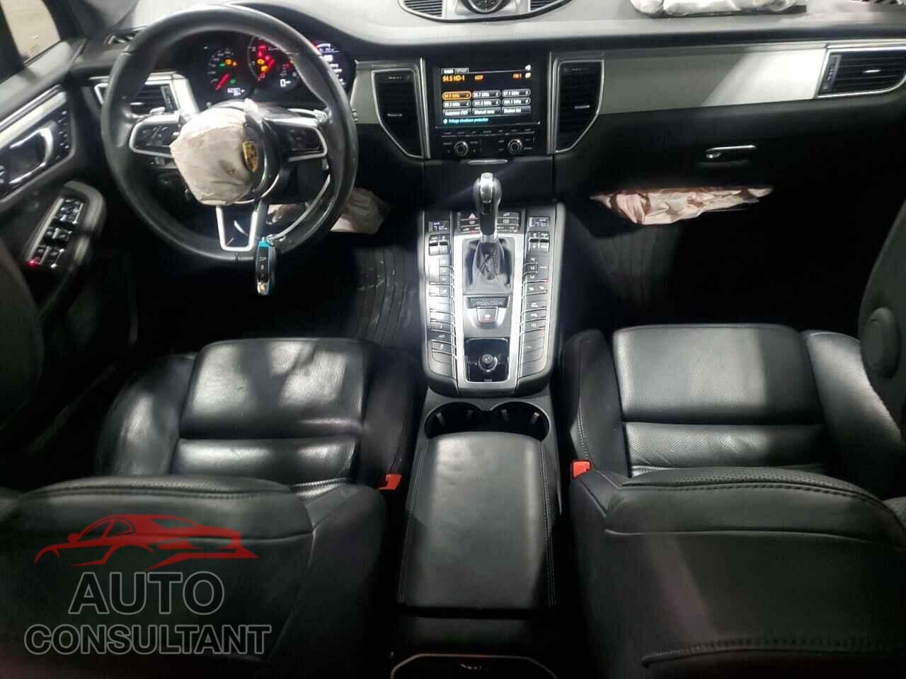 PORSCHE MACAN 2016 - WP1AF2A55GLB94508