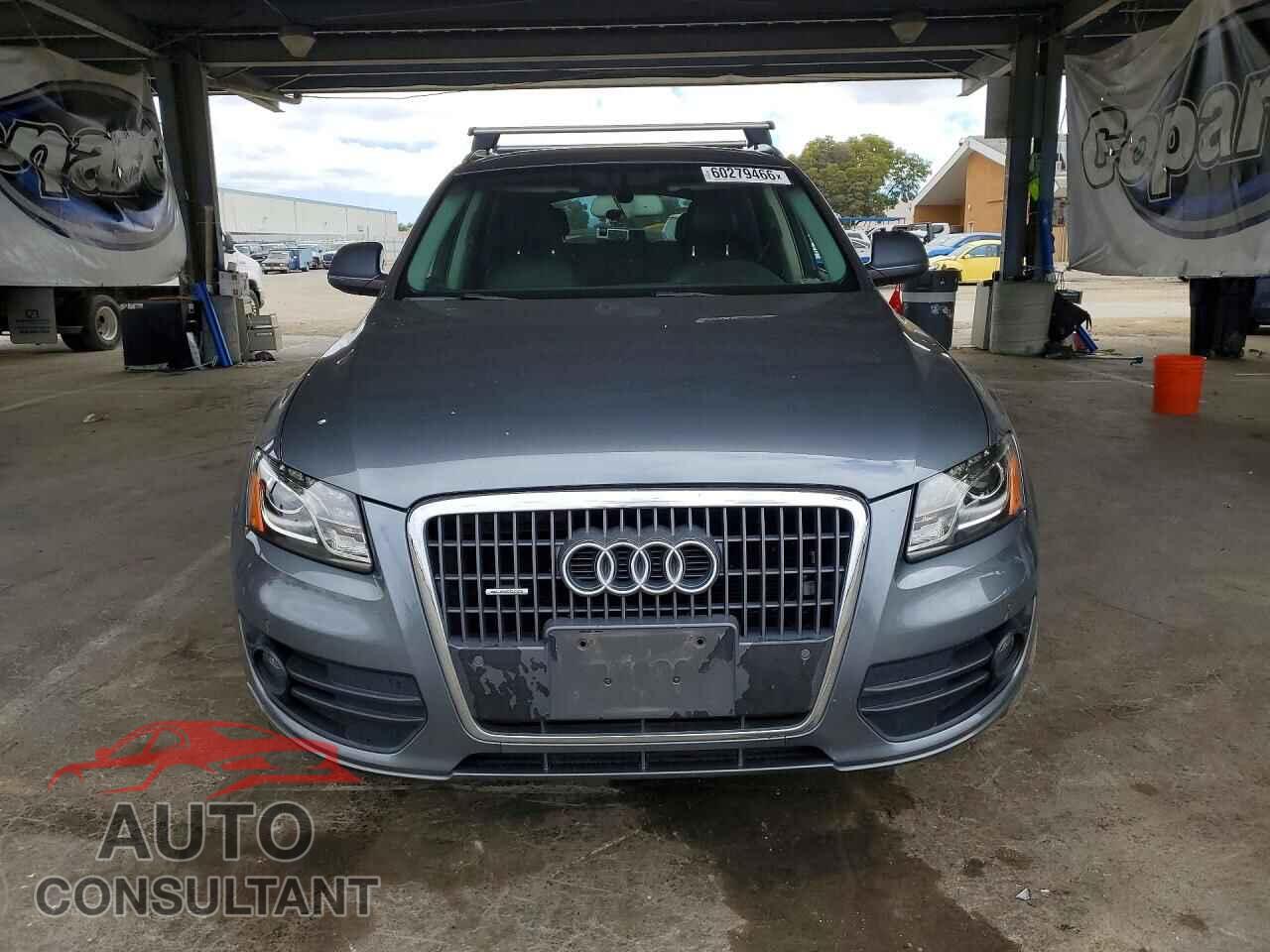 AUDI Q5 2012 - WA1LFAFP2CA016361
