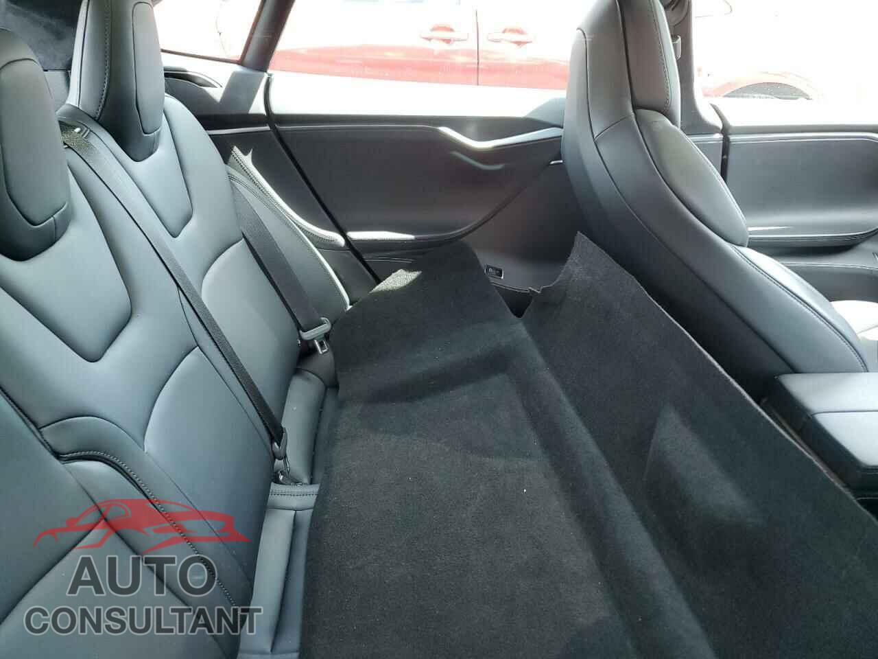 TESLA MODEL S 2018 - 5YJSA1E20JF270189