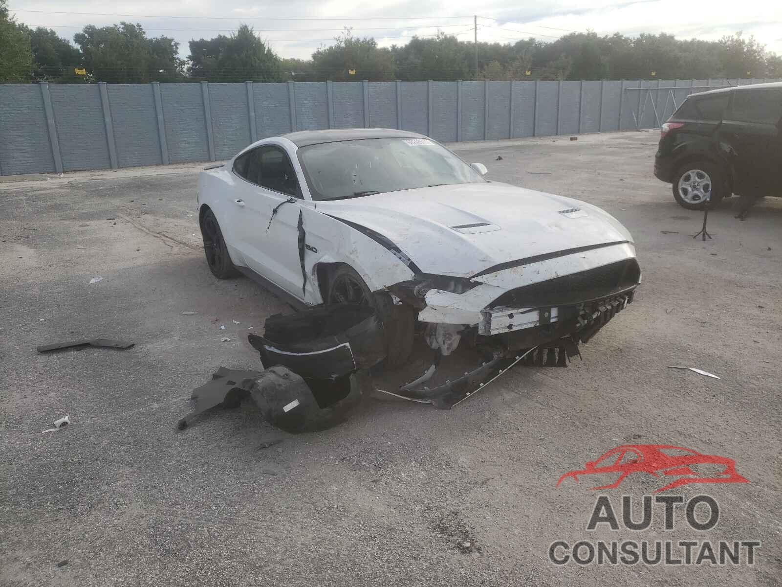 FORD MUSTANG 2019 - 1FA6P8CF8K5196432