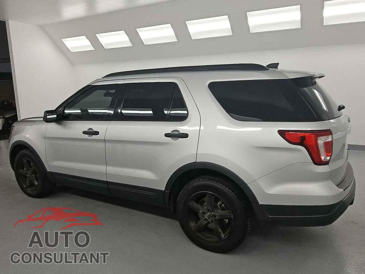 FORD EXPLORER 2018 - 1FM5K7B87JGB31944