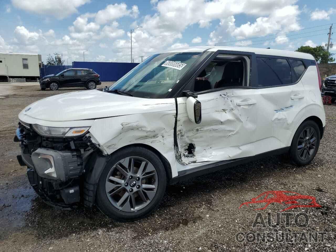 KIA SOUL 2021 - KNDJ23AU6M7793853