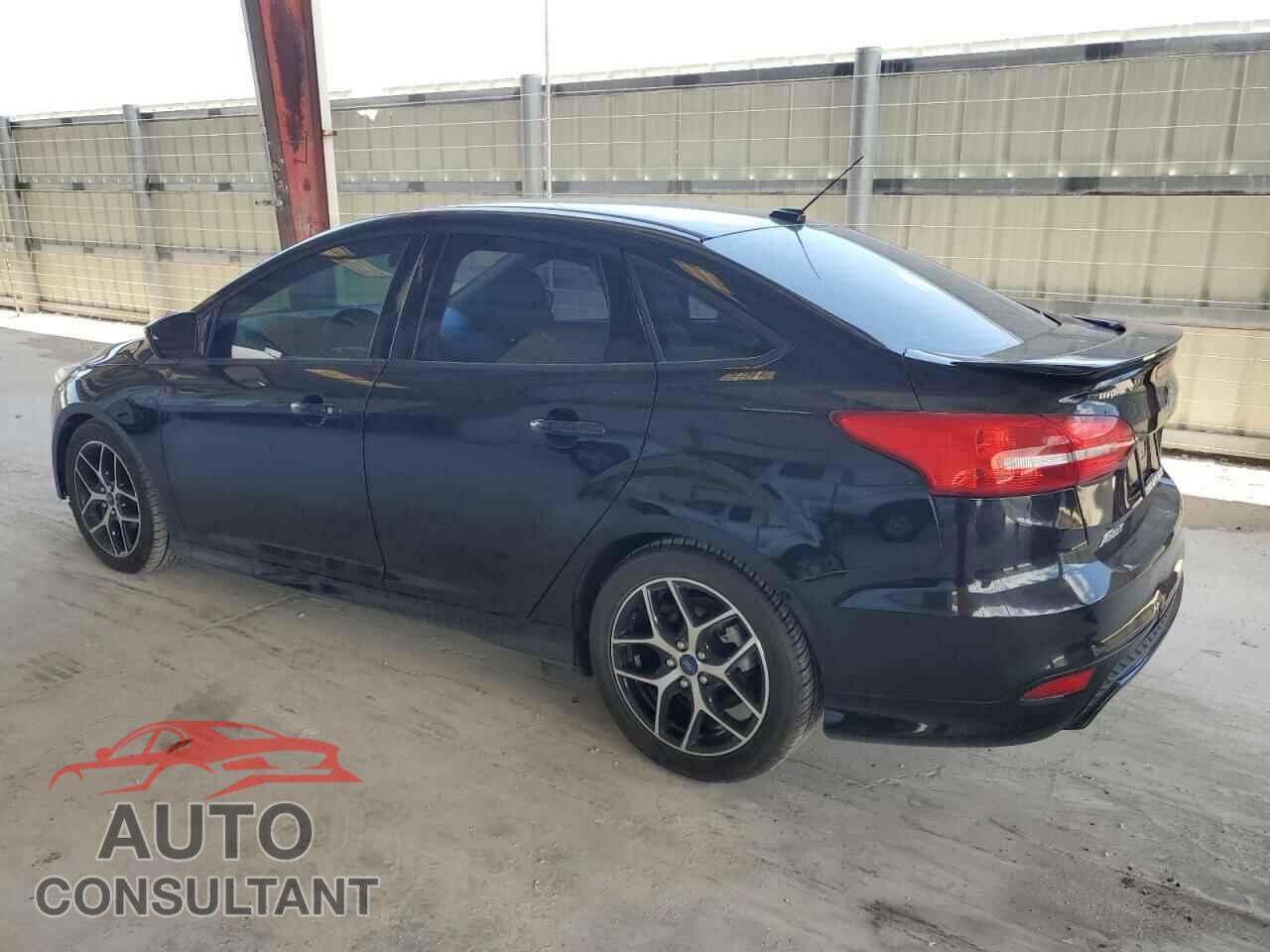 FORD FOCUS 2015 - 1FADP3F29FL333351