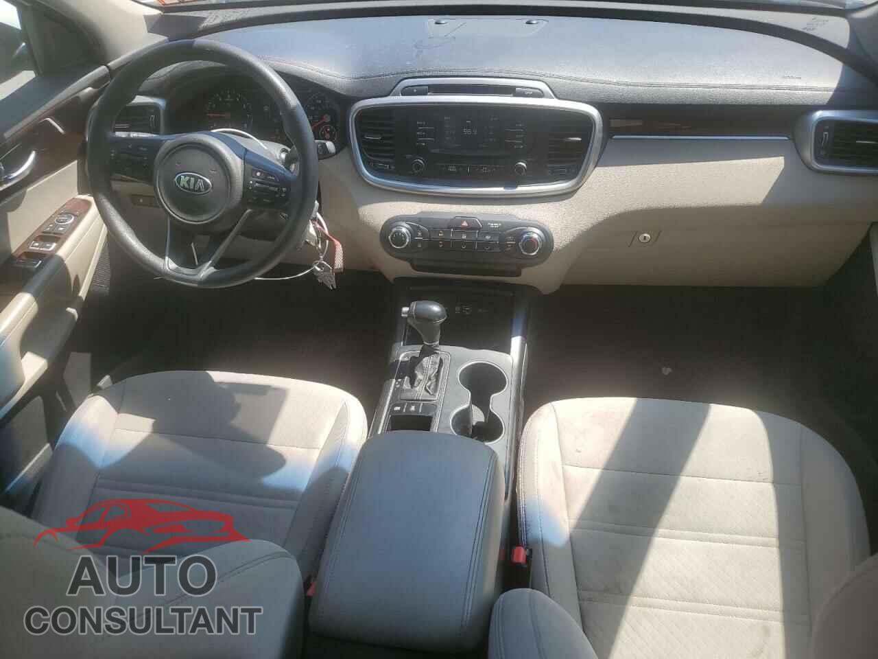KIA SORENTO 2017 - 5XYPGDA57HG324497