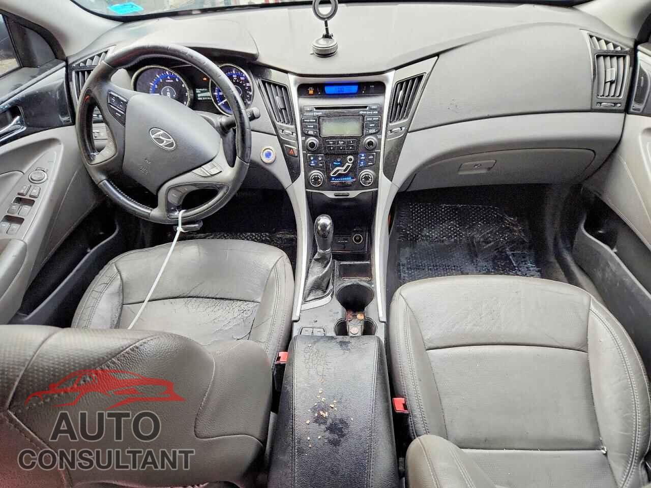 HYUNDAI SONATA 2013 - 5NPEC4AC5DH638086