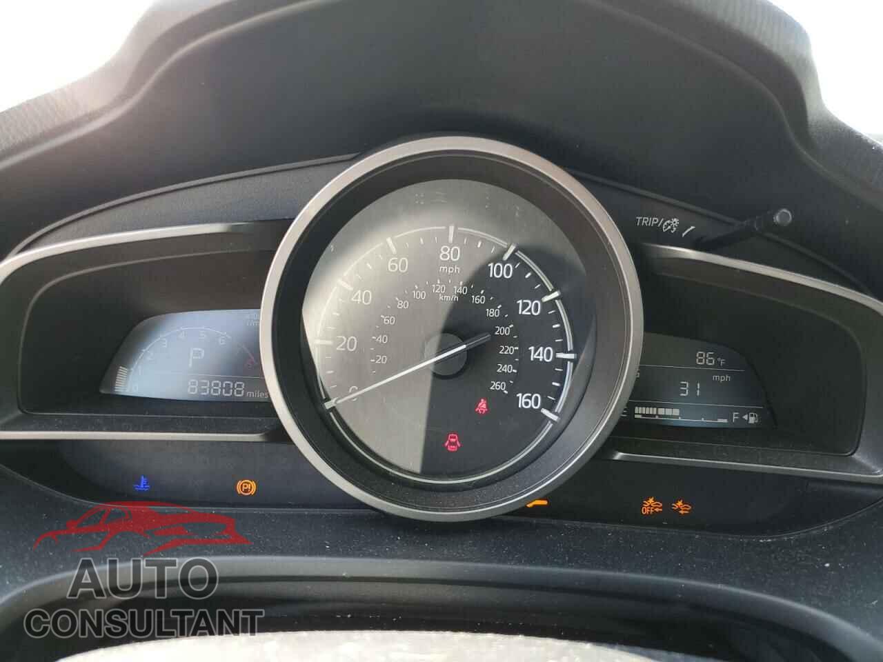 MAZDA 3 2018 - 3MZBN1U77JM240536