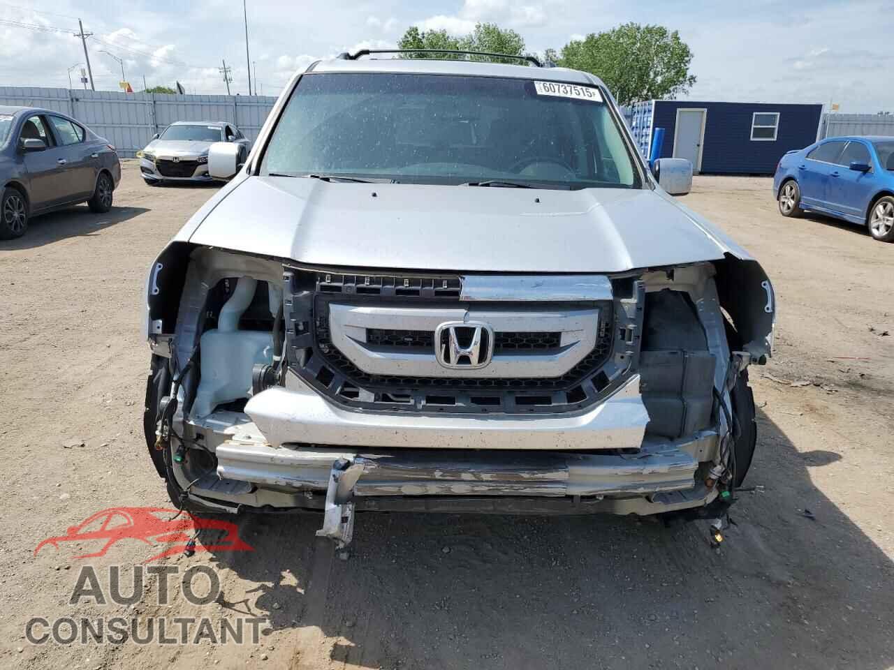HONDA PILOT 2011 - 5FNYF4H50BB078078