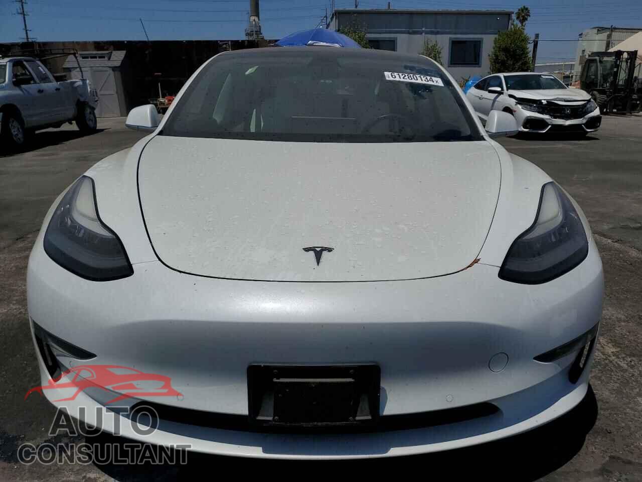 TESLA MODEL 3 2018 - 5YJ3E1EB6JF098176
