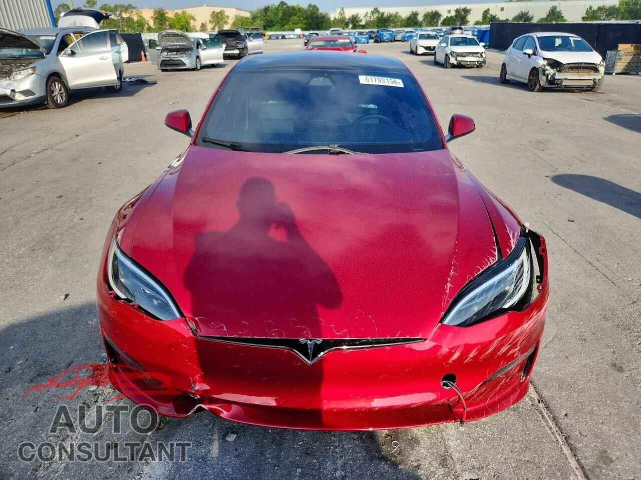 TESLA MODEL S 2025 - 5YJSA1E61SF548456