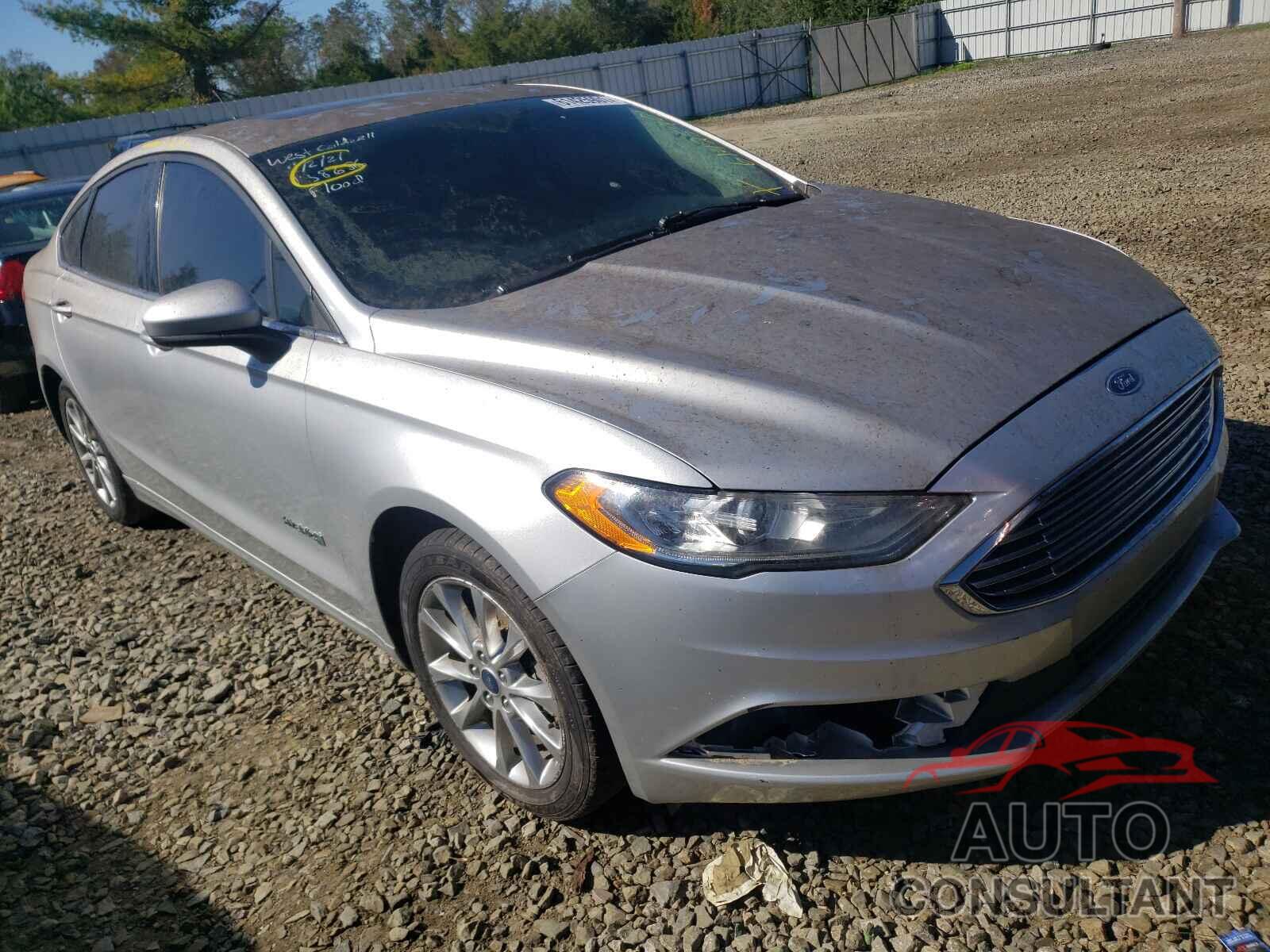 FORD FUSION 2017 - 3FA6P0LU7HR316047