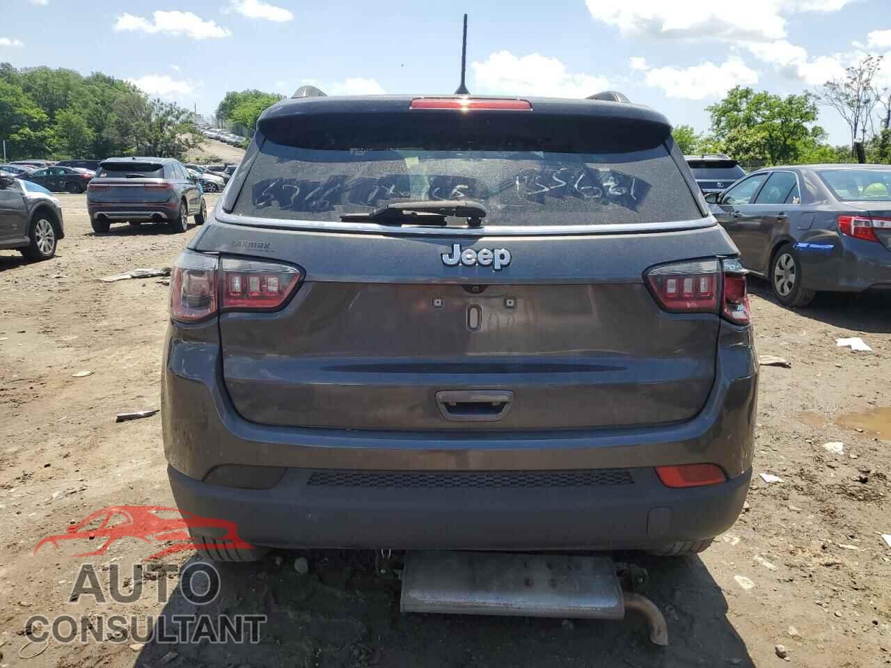 JEEP COMPASS 2018 - 3C4NJDBB4JT326316