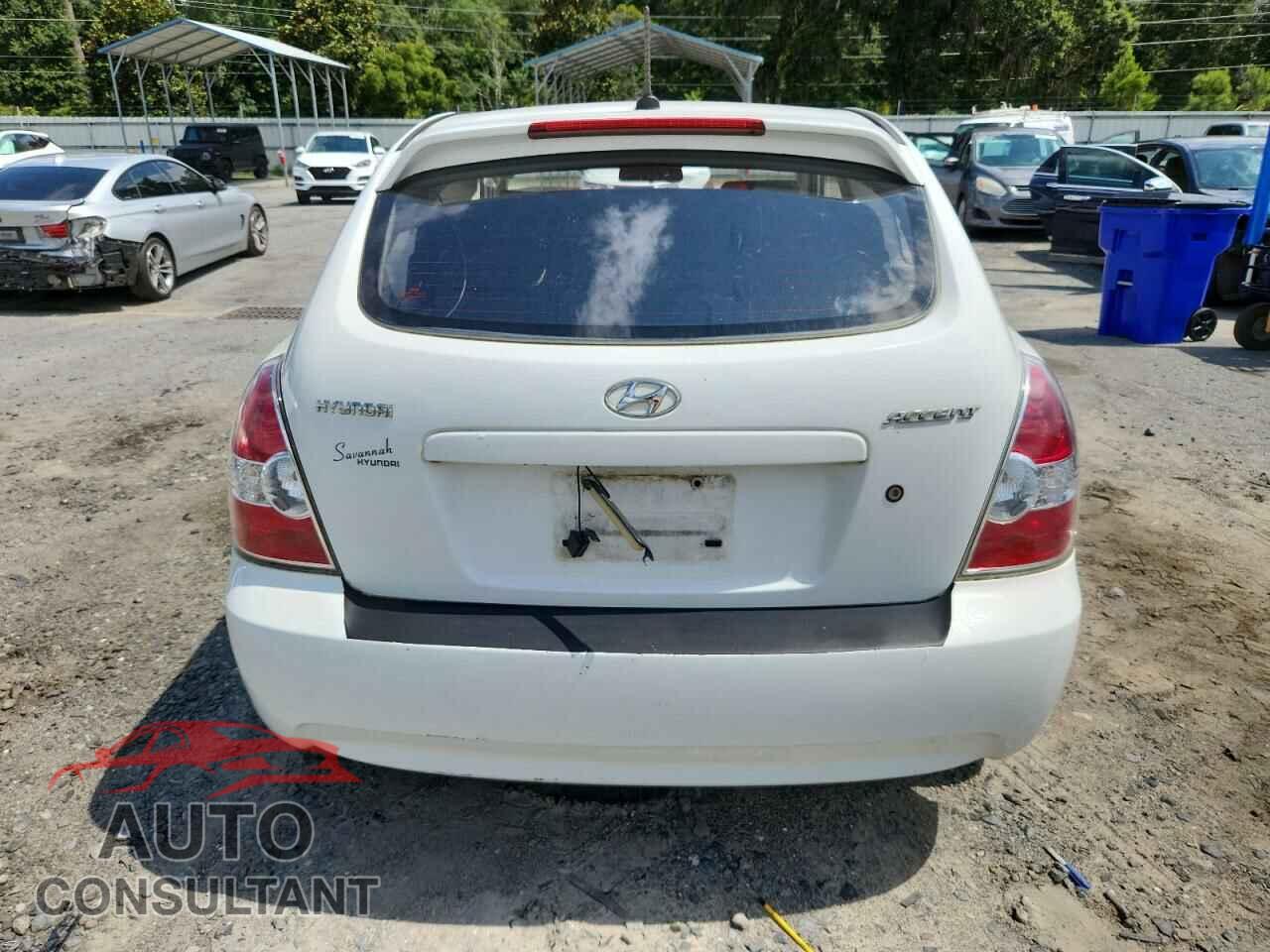 HYUNDAI ACCENT 2009 - KMHCM36C89U112633