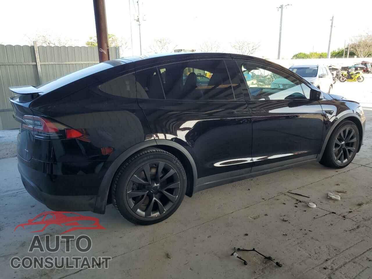 TESLA MODEL X 2022 - 7SAXCBE61NF333270