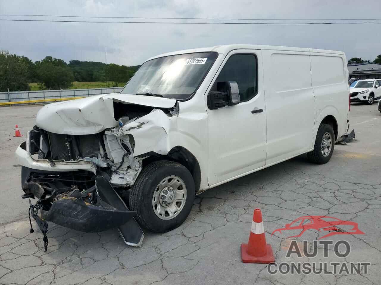 NISSAN NV 2018 - 1N6AF0KY0JN809232