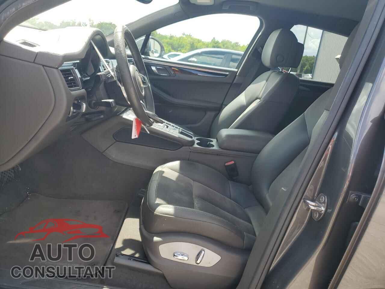 PORSCHE MACAN 2018 - WP1AA2A50JLB03425