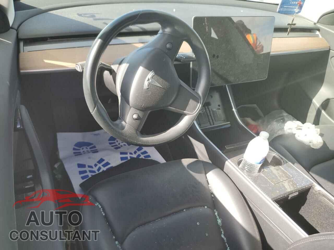 TESLA MODEL 3 2018 - 5YJ3E1EB0JF088954