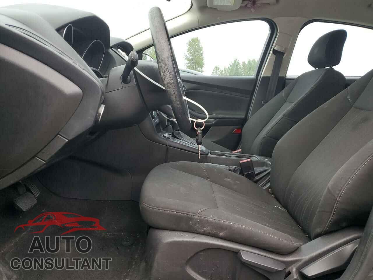 FORD FOCUS 2016 - 1FADP3E25GL254973