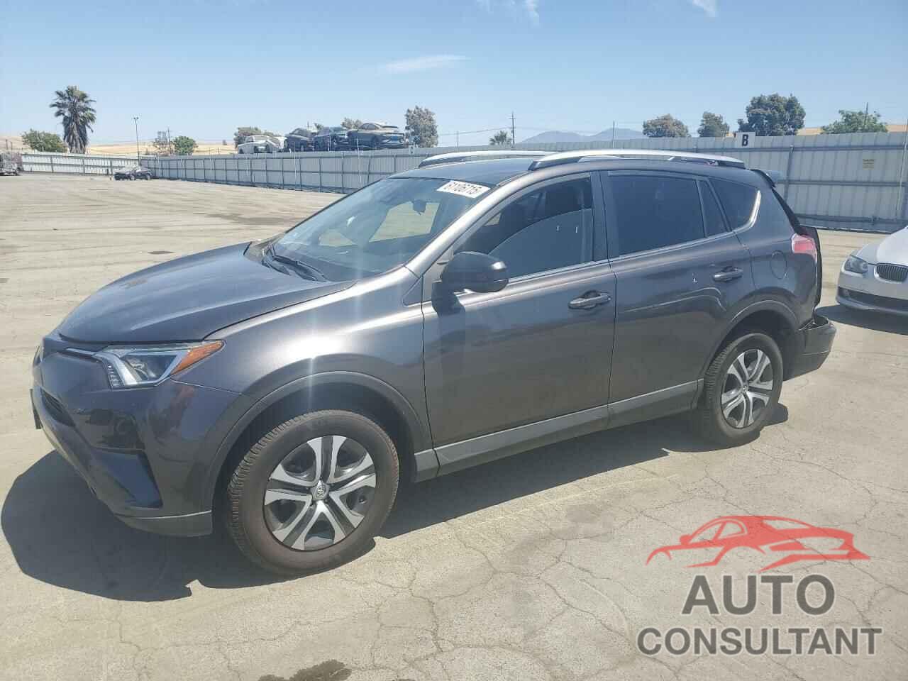 TOYOTA RAV4 2018 - JTMBFREV8JJ259069