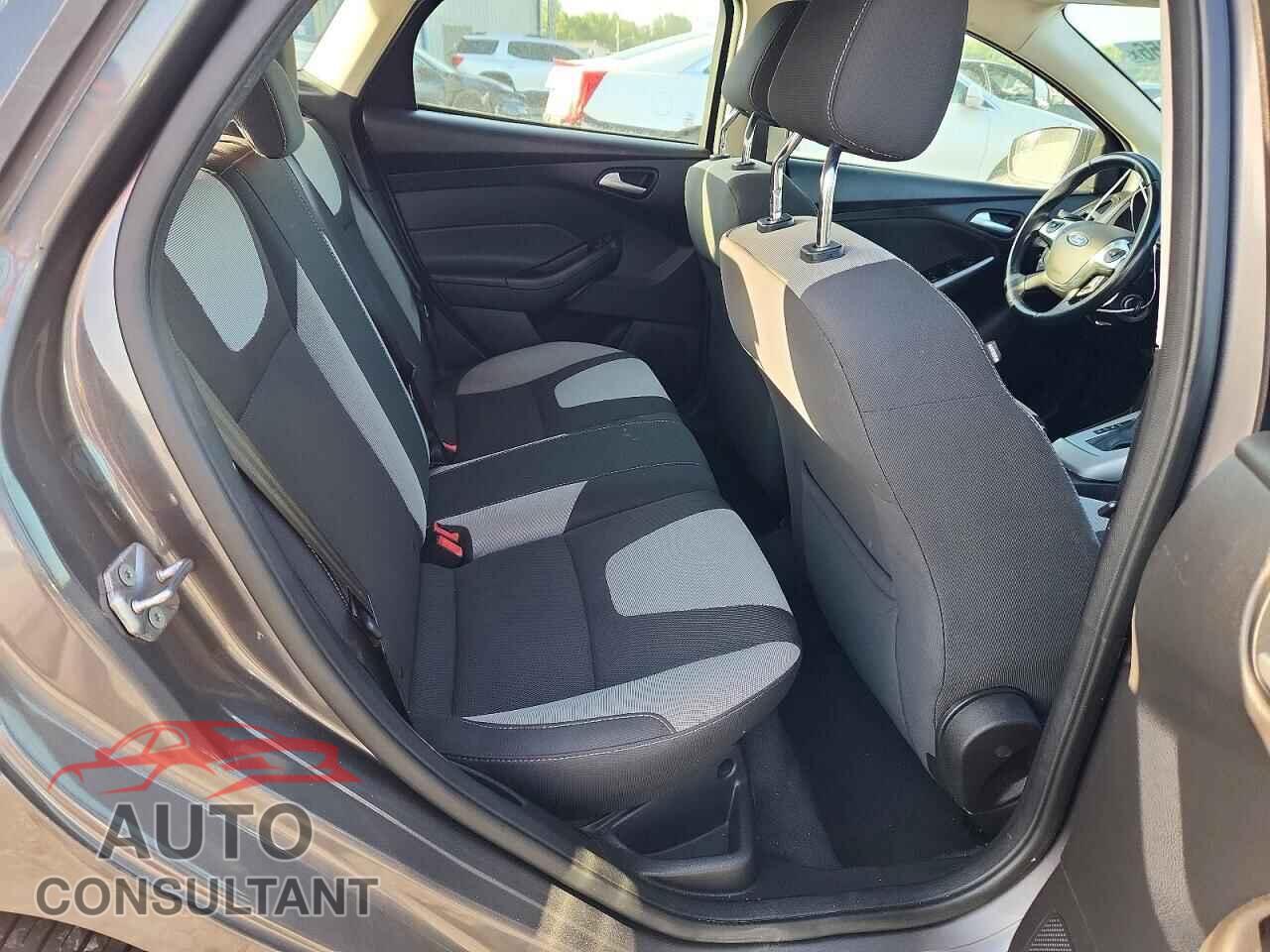 FORD FOCUS 2012 - 1FAHP3K23CL361276