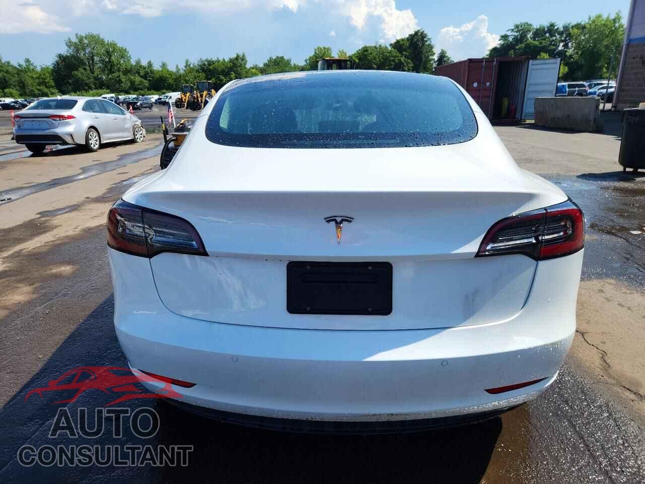 TESLA MODEL 3 2022 - 5YJ3E1EA5NF351629