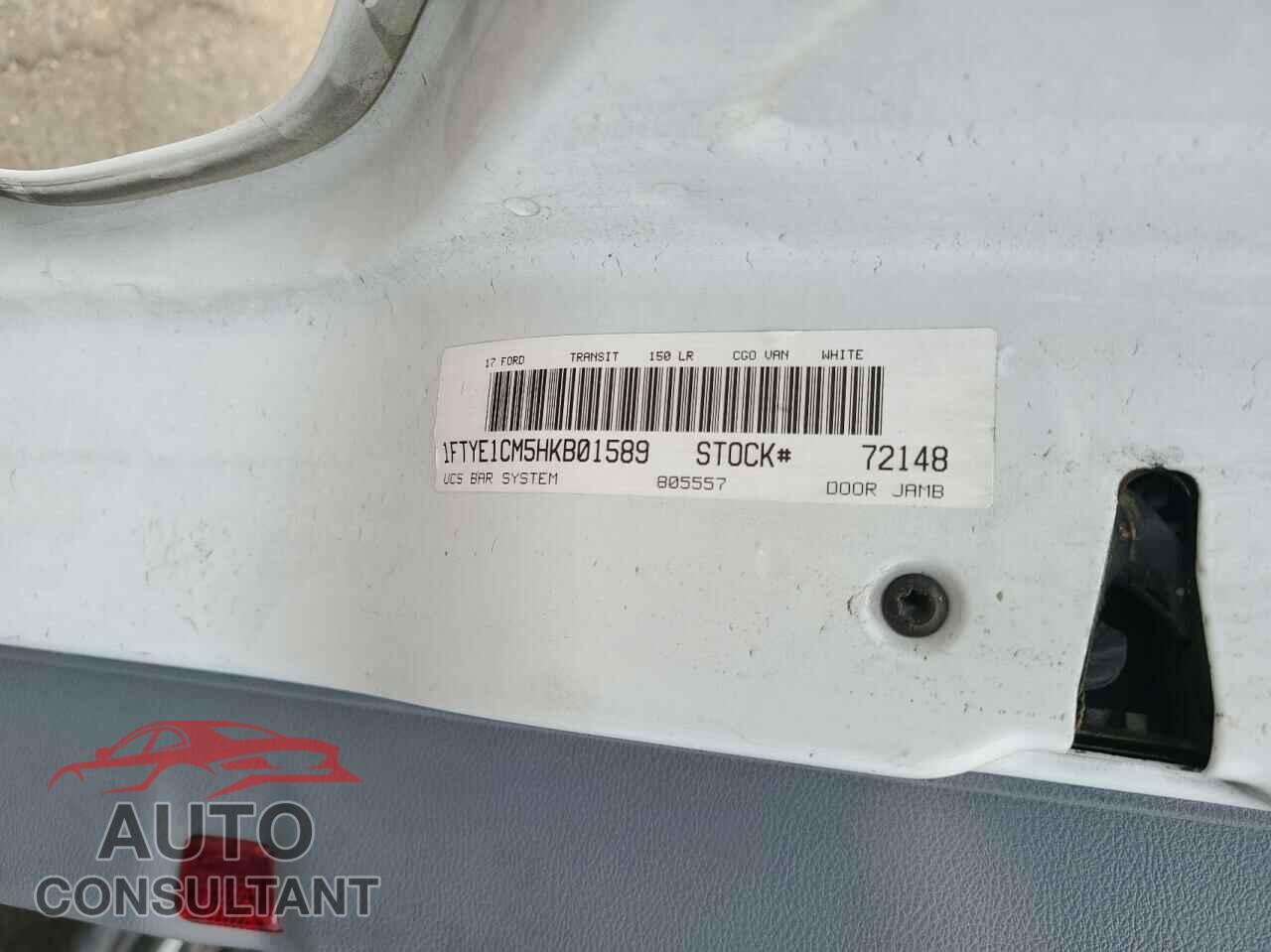 FORD TRANSIT CO 2017 - 1FTYE1CM5HKB01589