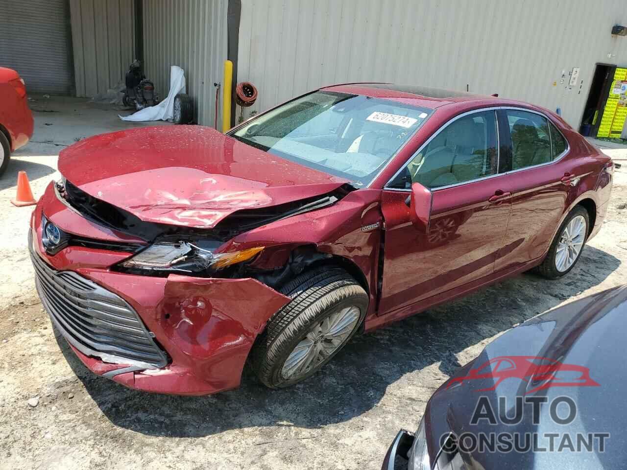 TOYOTA CAMRY 2019 - 4T1B21HK1KU521394