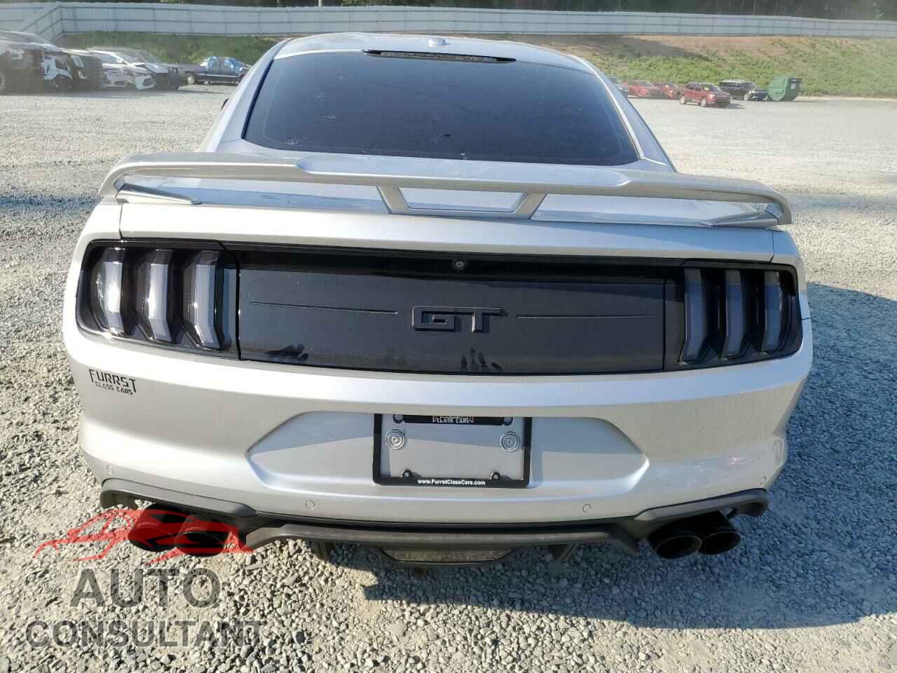 FORD MUSTANG 2018 - 1FA6P8CF3J5183196