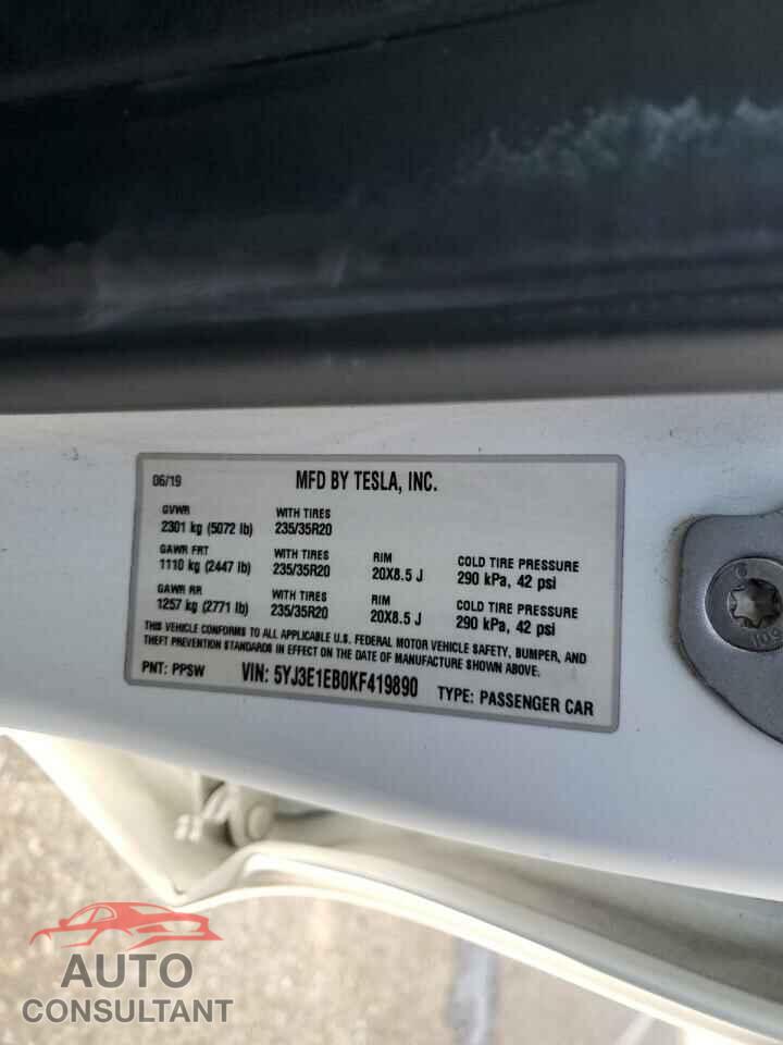 TESLA MODEL 3 2019 - 5YJ3E1EB0KF419890