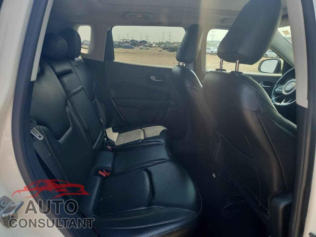 JEEP COMPASS 2018 - 3C4NJDCBXJT307350