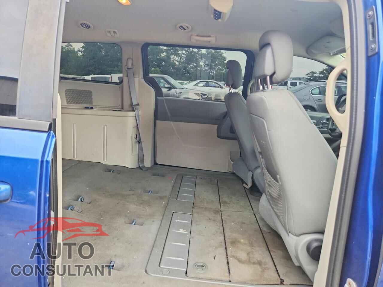 DODGE CARAVAN 2010 - 2D4RN4DE4AR326870