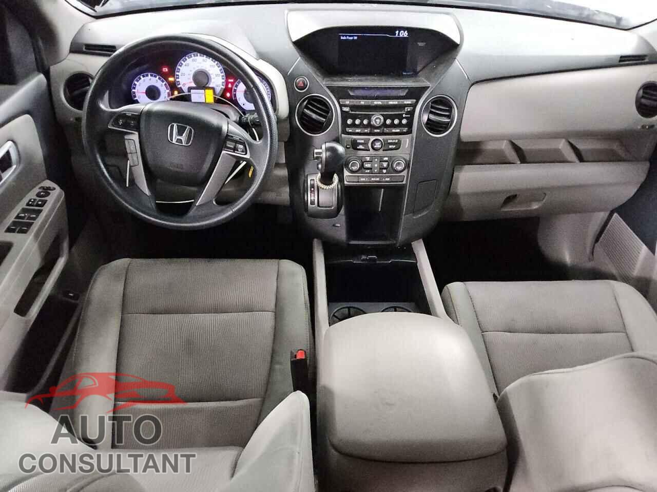 HONDA PILOT 2013 - 5FNYF3H43DB010684