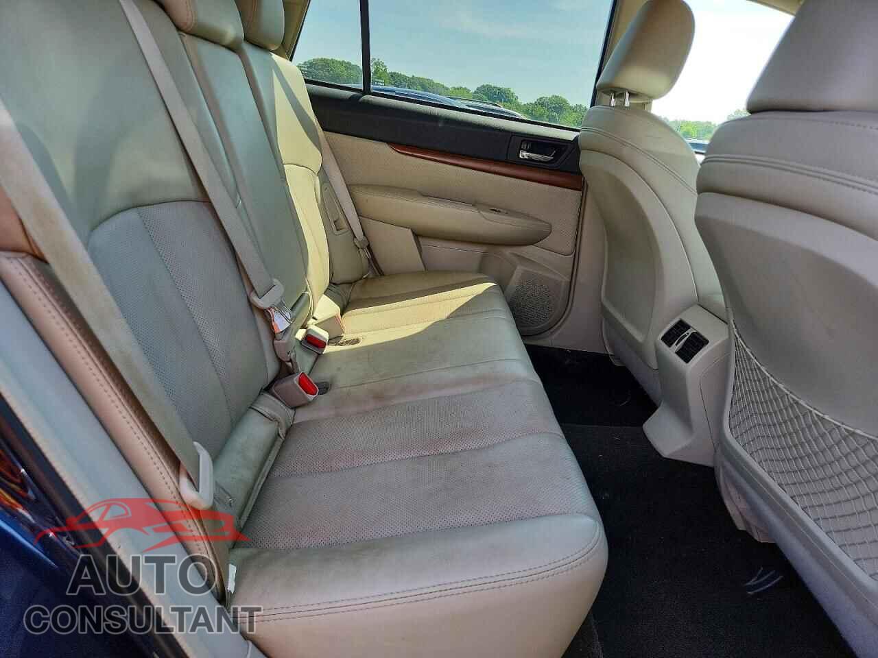 SUBARU OUTBACK 2014 - 4S4BRBKC4E3245726