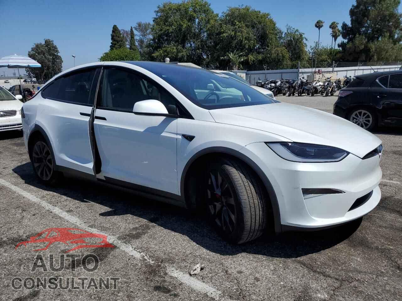TESLA MODEL X 2024 - 7SAXCBE66RF442071