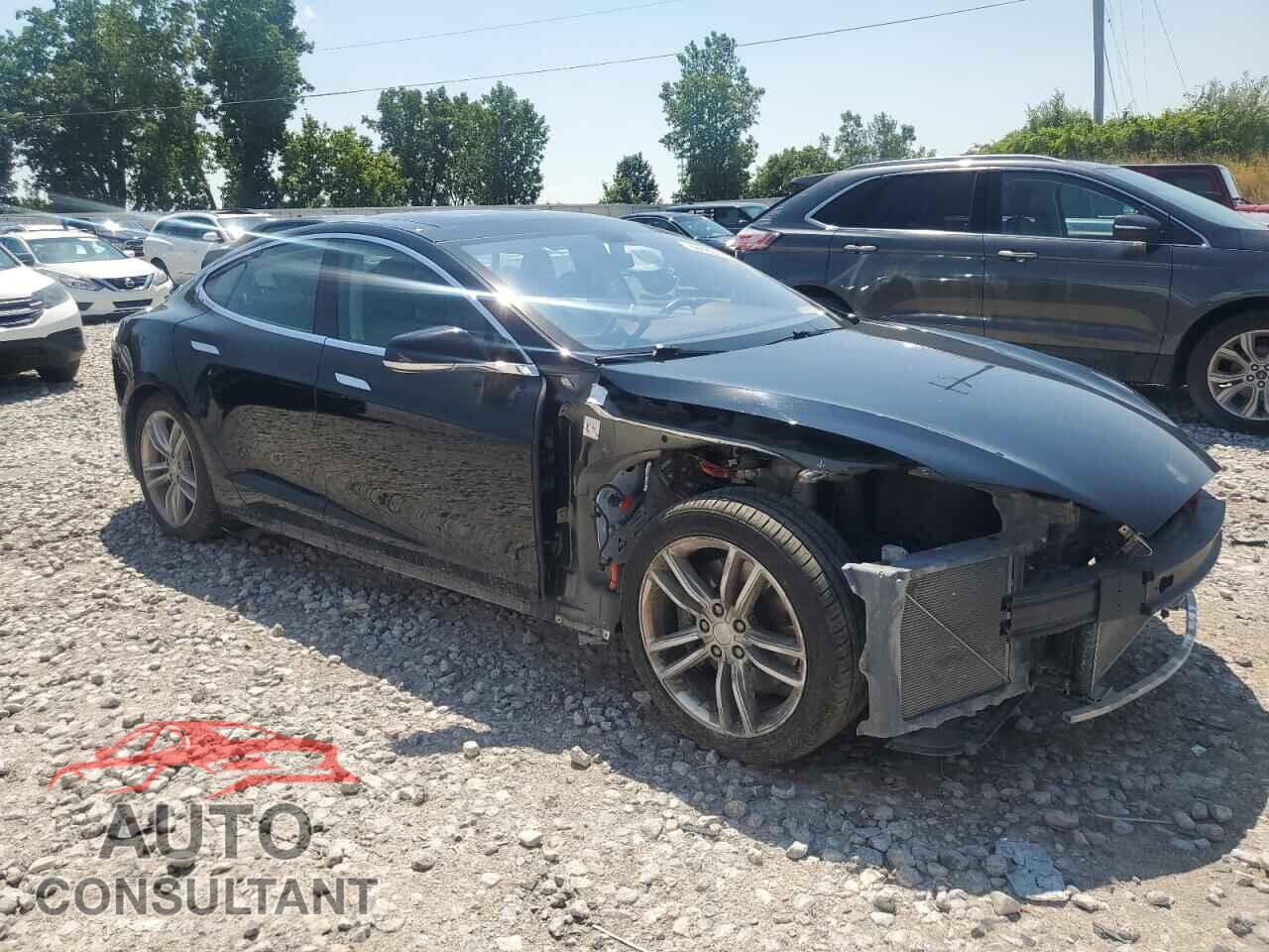 TESLA MODEL S 2013 - 5YJSA1DN1DFP07455