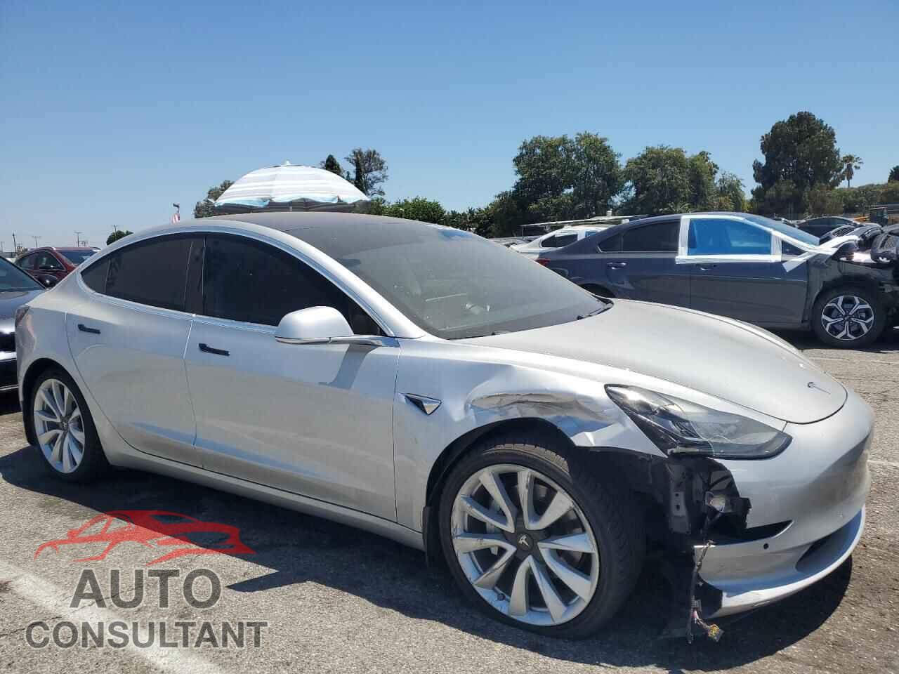 TESLA MODEL 3 2018 - 5YJ3E1EA2JF042615