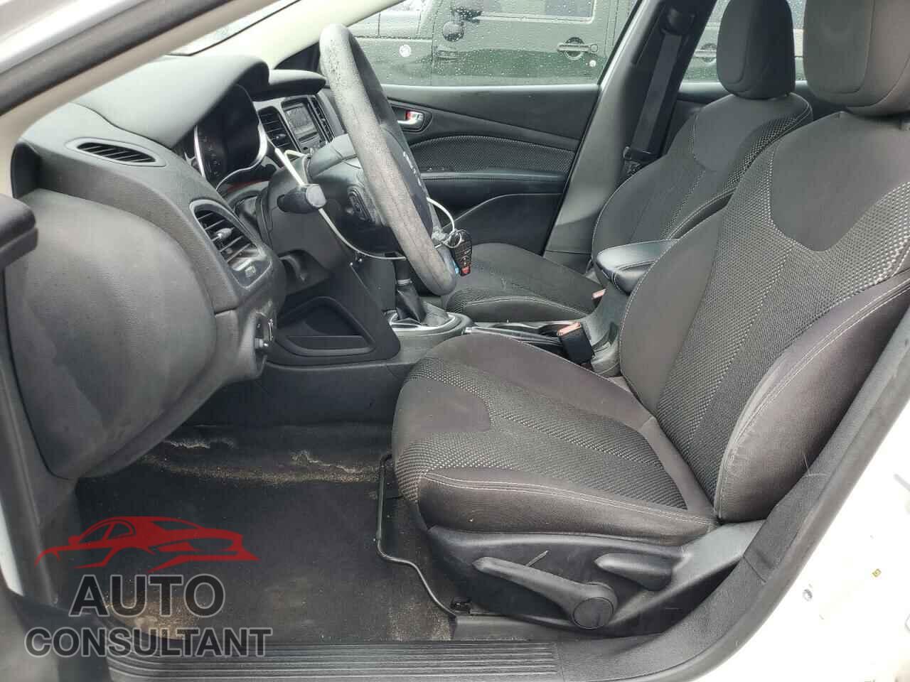 DODGE DART 2015 - 1C3CDFBB4FD193133