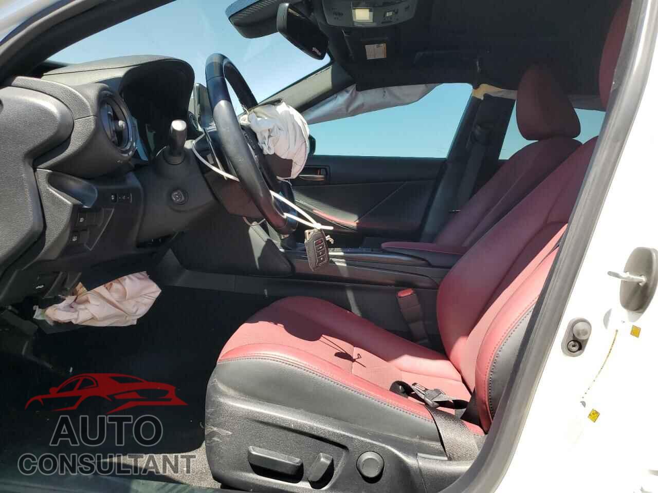 LEXUS IS 2023 - JTHDA1D2XP5125390