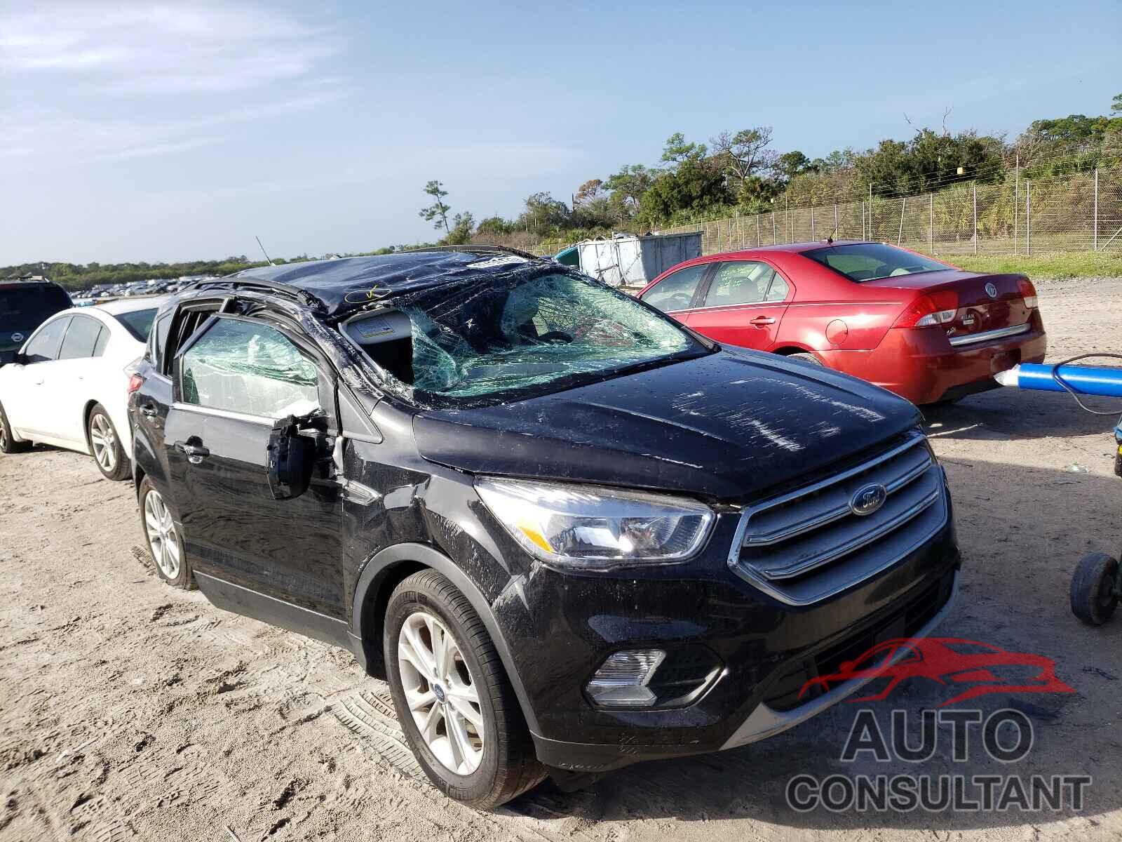 FORD ESCAPE 2018 - 1FMCU0GD3JUD15861