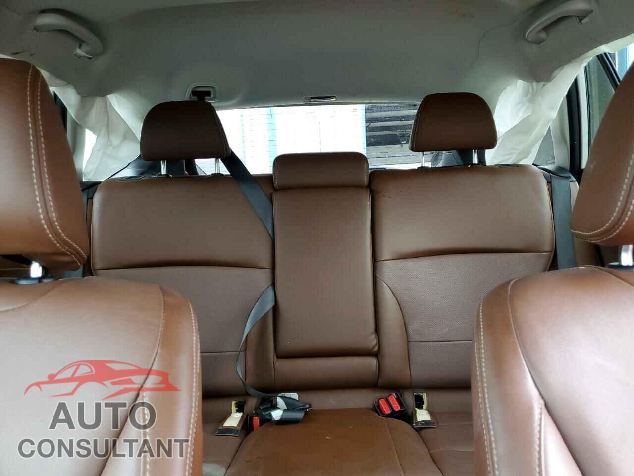 SUBARU OUTBACK 2017 - 4S4BSETC5H3345553