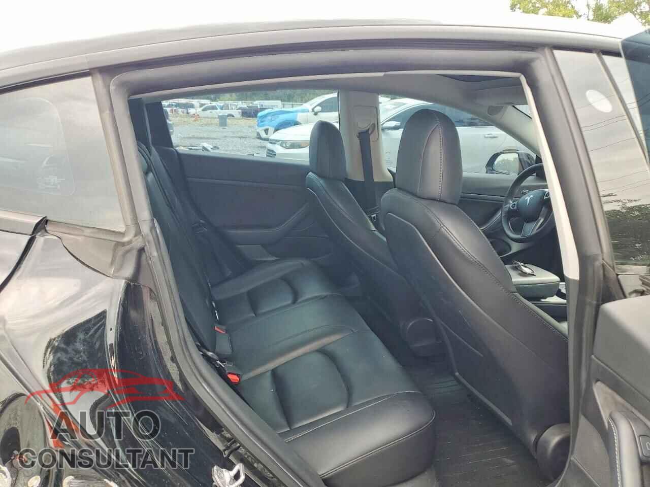 TESLA MODEL 3 2021 - 5YJ3E1EA3MF919598