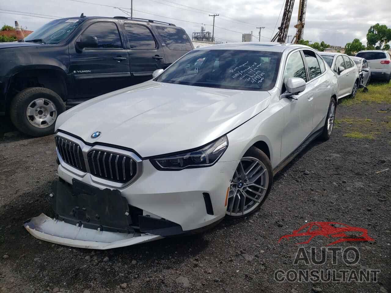 BMW 5 SERIES 2024 - WBA43FJ00RCS12240