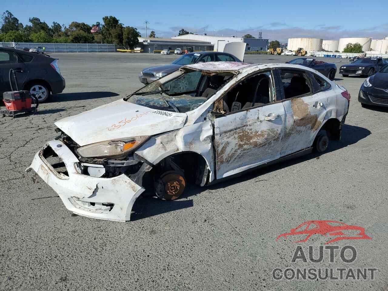 FORD FOCUS 2015 - 1FADP3F25FL264058