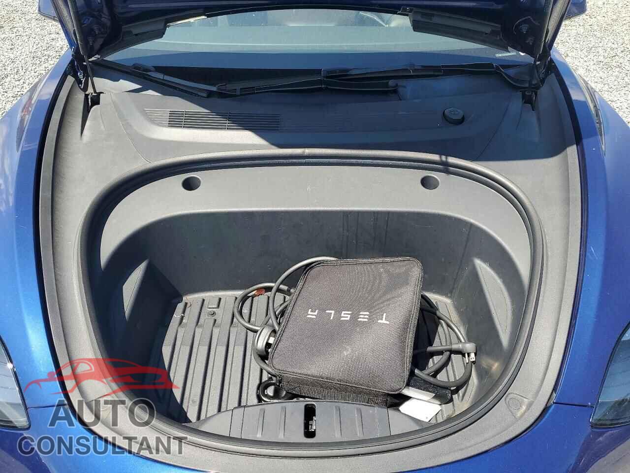 TESLA MODEL 3 2023 - 5YJ3E1EA5PF602426