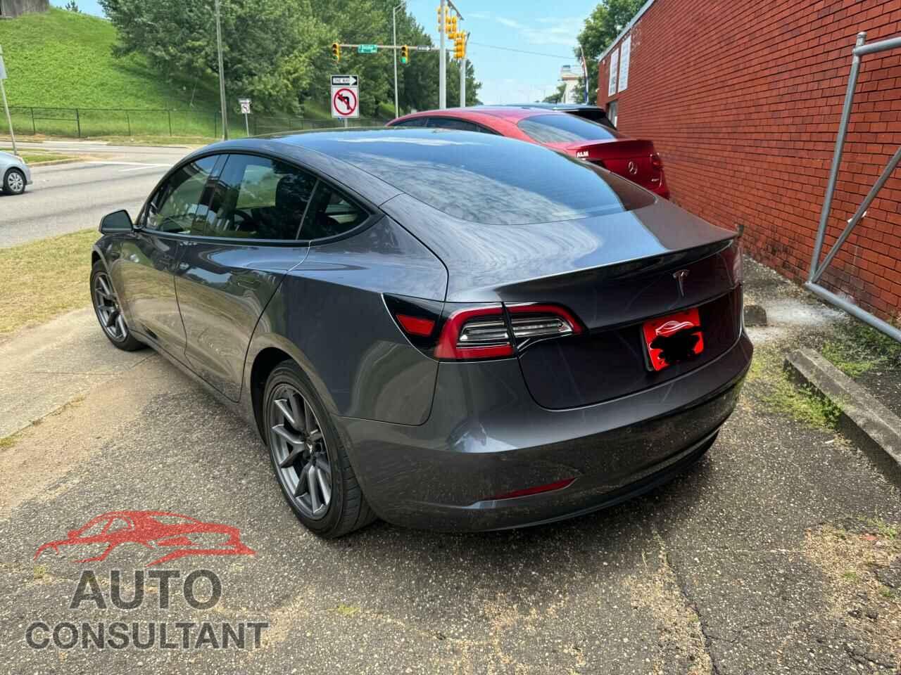 TESLA MODEL 3 2021 - 5YJ3E1EA7MF986852