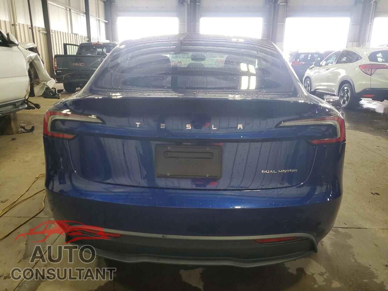 TESLA MODEL 3 2024 - 5YJ3E1EB8RF731207