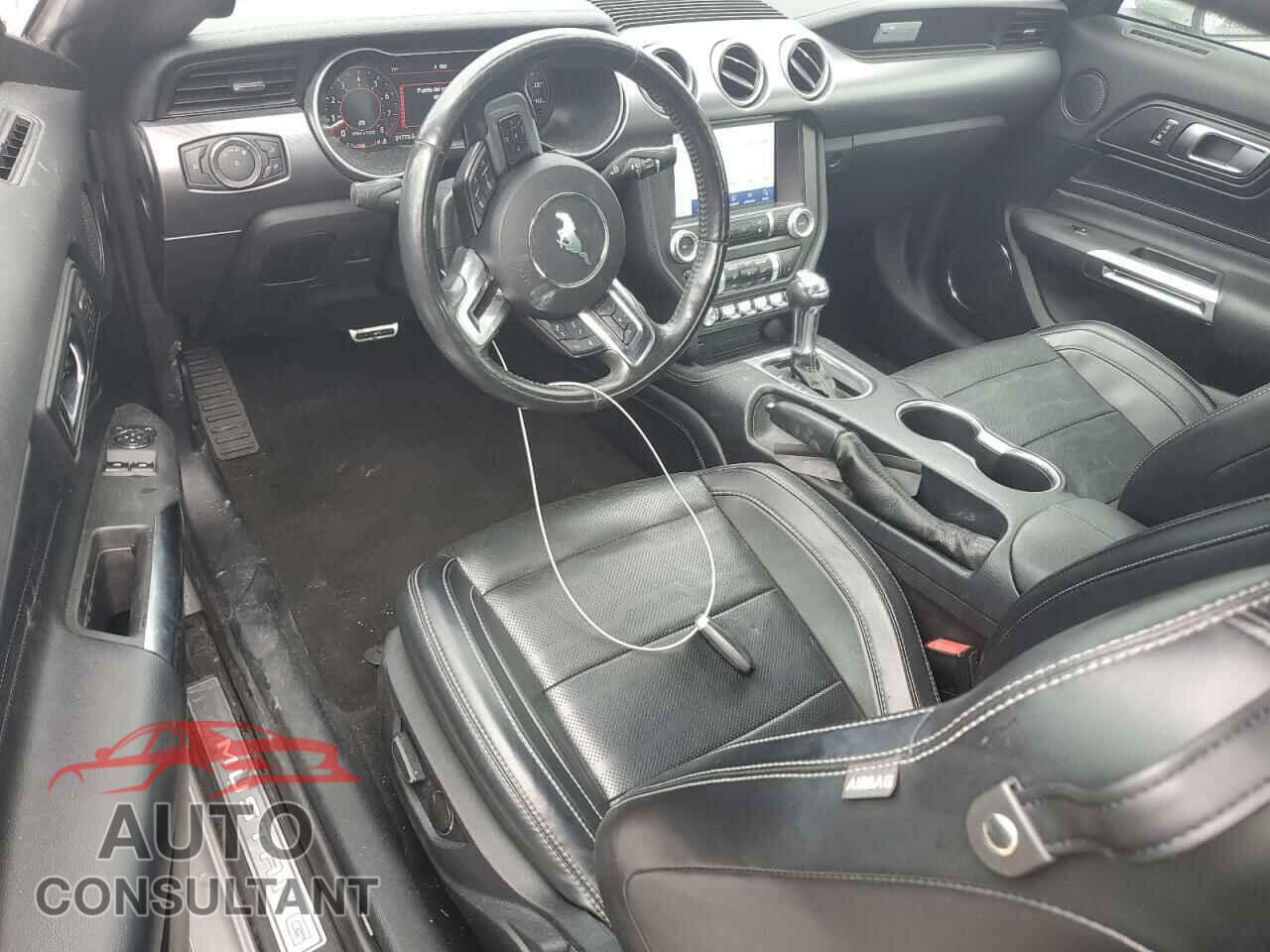 FORD MUSTANG 2019 - 1FA6P8CF9K5193586