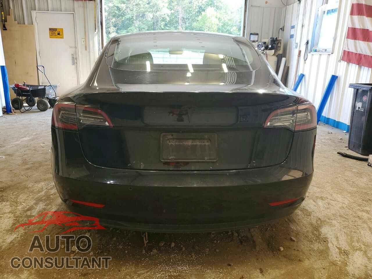 TESLA MODEL 3 2019 - 5YJ3E1EA5KF397781
