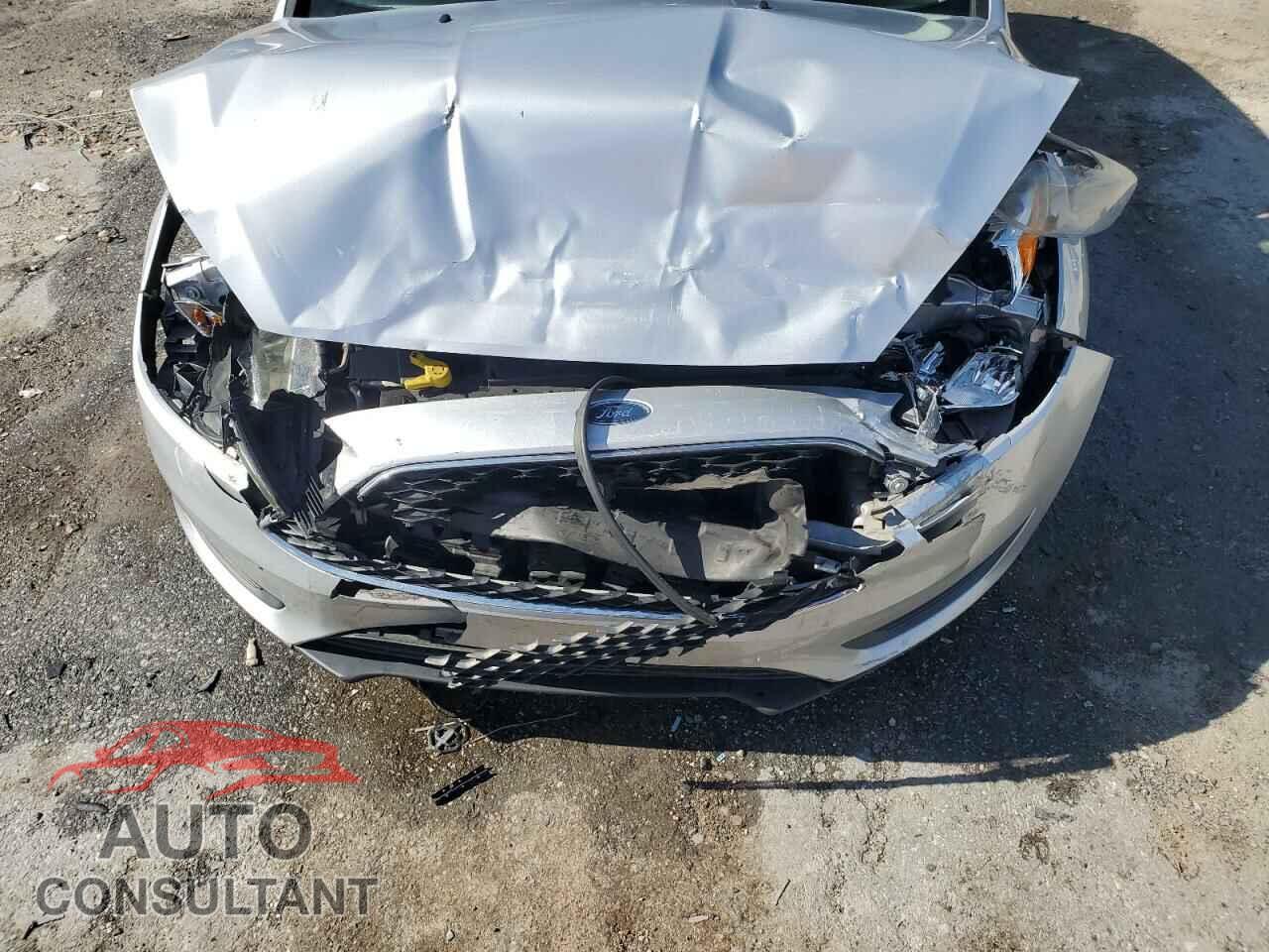 FORD FOCUS 2017 - 1FADP3K29HL208018